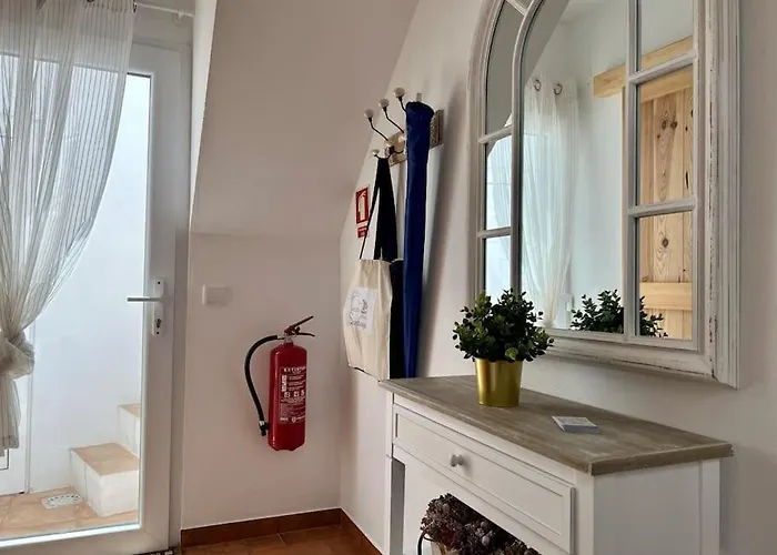 Casa Santiago & Mafalda Lux Olhão