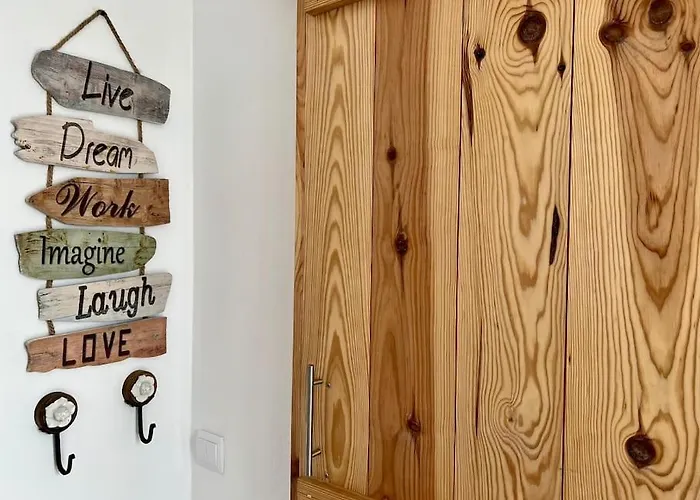 Casa Santiago & Mafalda Lux *